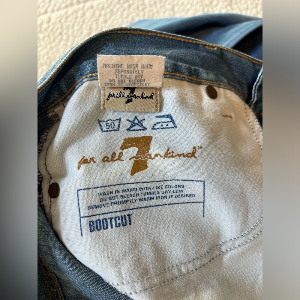 7 For All Mankind - Picture 2 of 3